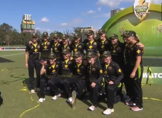 Australia-women's tri series champions