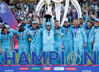 England lifts world cup 2019