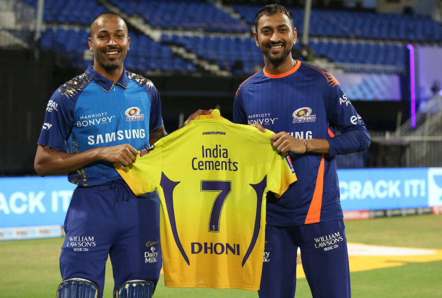 MS Dhoni retires from IPL? question rises after he hands his CSK jersey to Pandya brothers