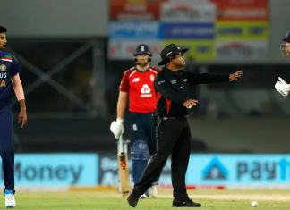 Umpire Nitin Menon had to intervene to cool off the situation in the first T20I between Washington Sundar and Jonny Bairstow