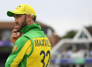 Matthew Wade replaces Maxwell on Australia's SA tour