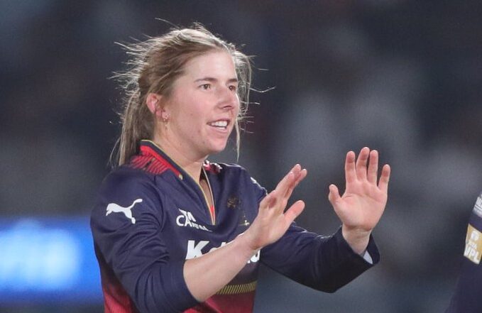 Georgia Wareham, Renuka Singh’s Three-Fers Restricts DC for 141 Georgia Wareham, Renuka Singh’s Three-Fers Restricts DC for 141