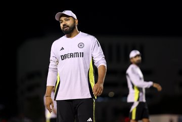 “This is Shameful” Rohit Sharma’s Childhood Coach Slams Shama Mohamed Over ‘Fat-Shaming’ Row
