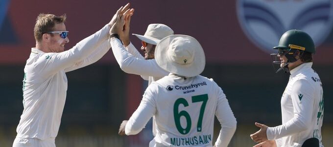 South Africa Trash India to Clinch 2-0 Win in Test Series