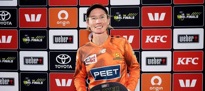 Beth Mooney, King Fire Scorchers Into WBBL 2025 Finals Beth Mooney, King Fire Scorchers Into WBBL 2025 Finals