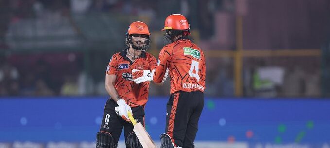 Abhishek Sharma, Ishan Kishan Anchors SRH’s Run Chase vs Rajasthan Royals Abhishek Sharma, Ishan Kishan Anchors SRH’s Run Chase vs Rajasthan Royals