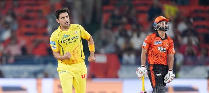 Jamie Overton, Anshul Kamboj Bowling Efforts Restrict SRH to 194/9