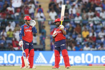 Prabhsimran Singh, Arya Powers PBKS to 116 in Powerplay vs Delhi Capitals Prabhsimran Singh, Arya Powers PBKS to 116 in Powerplay vs Delhi Capitals