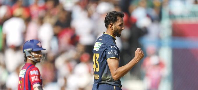 Prasidh Krishna Four-Fer Restricts LSG to 164 at Lucknow