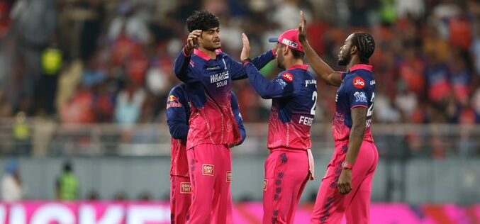 Jofra Archer Cameo Set up Rajasthan Royals to post 205/8 vs Mumbai