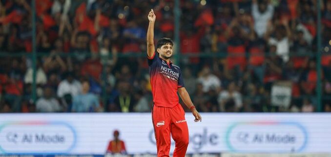 Rasikh Salam, Bhuvneshwar Run Riot! LSG Batters Tied Down in Brilliant Spell