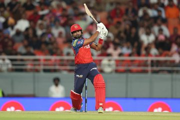 Shreyas Iyer Blitz Powers PBKS to 6-Wicket Win Against Hyderabad