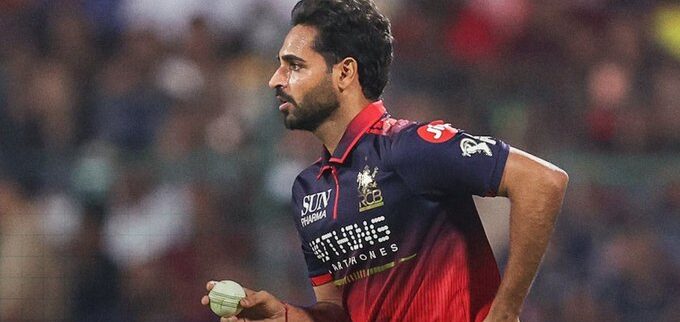 Bhuvneshwar Kumar Heroics Pull RCB to Thrilling Two-Wicket Win vs Mumbai Indians Bhuvneshwar Kumar Heroics Pull RCB to Thrilling Two-Wicket Win vs Mumbai Indians