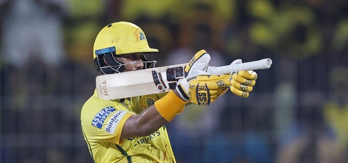 Ruturaj Gaikwad, Karthik Fifties Powers CSK’s 8-Wicket Win vs Mumbai Indians