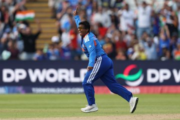 Deepti Sharma Stars as India Outclass Pakistan at Edgbaston