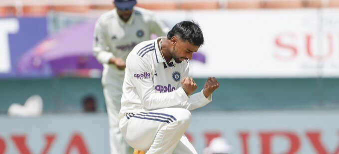Manav Suthar Joins Warwickshire After Dream India Test Debut