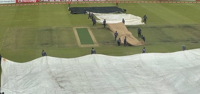Rain Stops Play at Dhaka