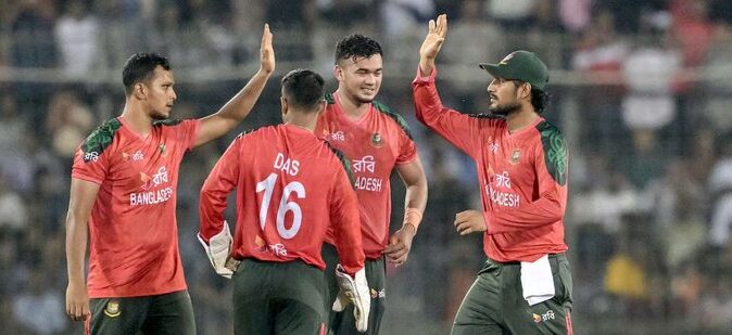 Nasum & Mahedi Hasan Named in Bangladesh’s Lineup